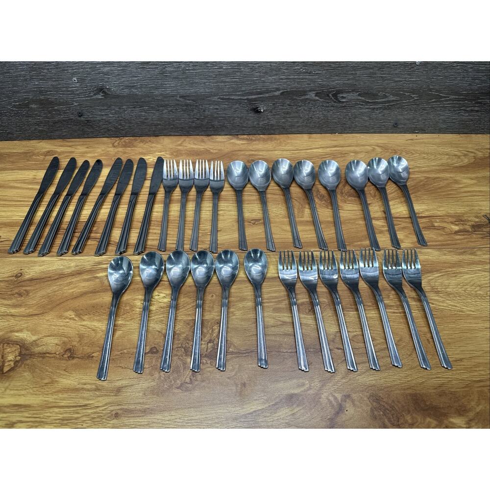 Reed & Barton Wayzata Stainless Steel Flatware Lot 33 Pieces Made In Korea